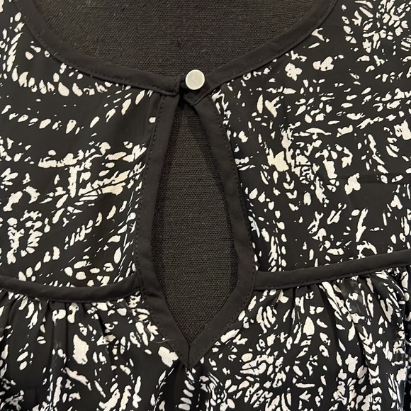 Lucky Brand Top Size XS - Picture 2 of 6